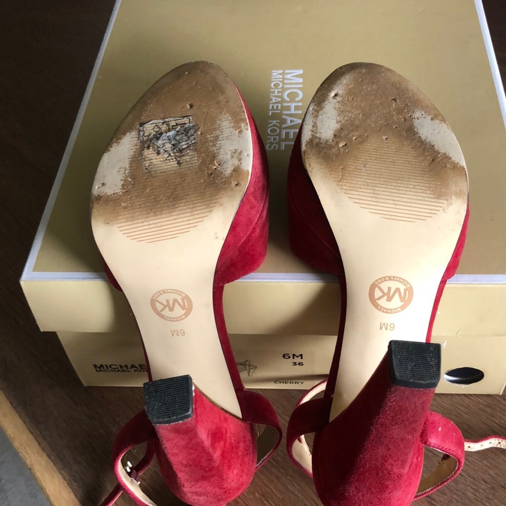Shoes - Picture 6 of 6
